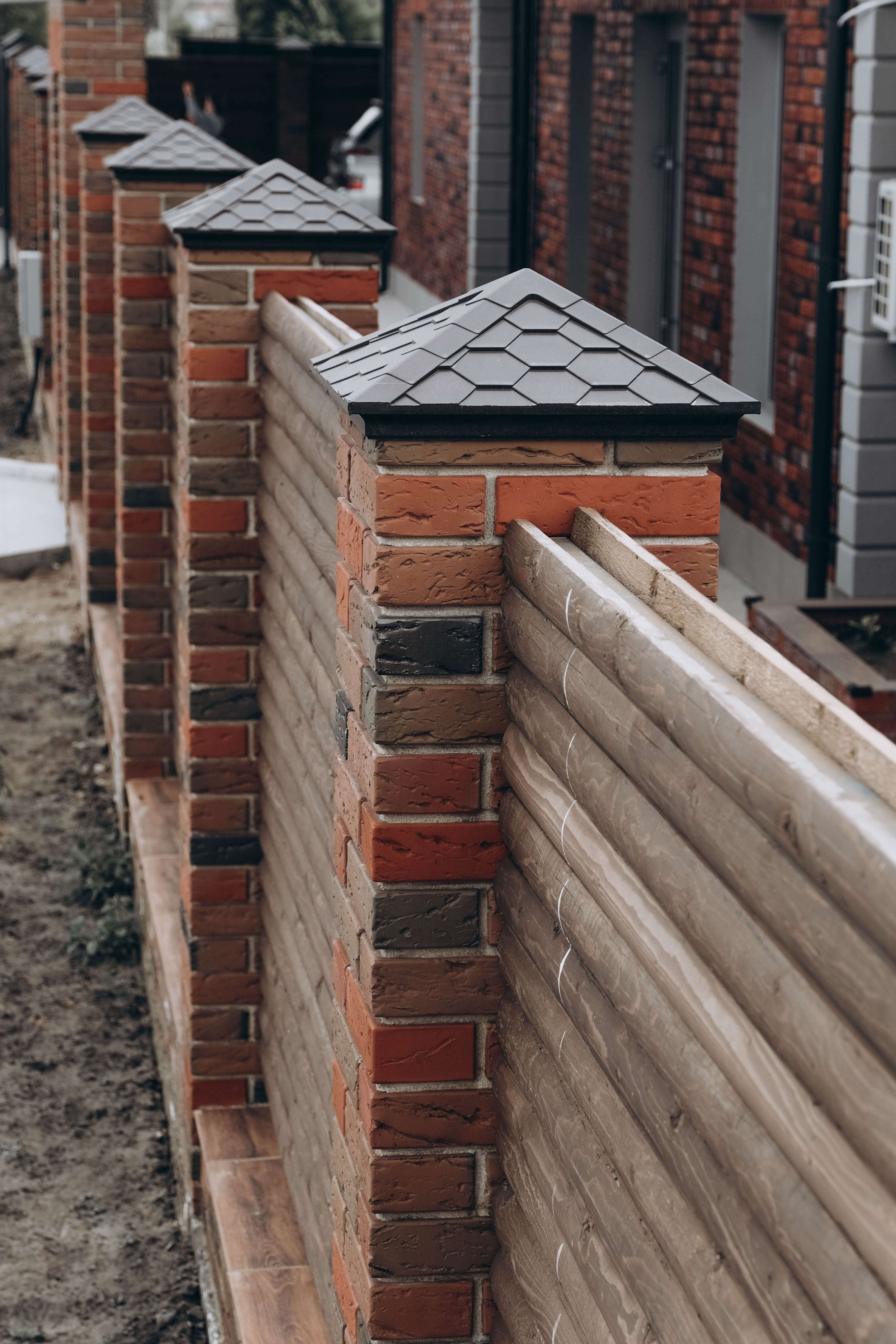 Колпак Zking Эверест Коричневый на столб 1.5х1.5 кирпича (390х390мм) в Красногорске фото